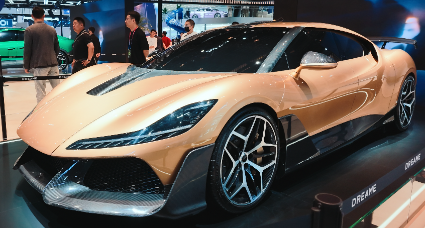 追觅在美国发布“火箭车”Nebula Next 01 JET Edition 百公里加速仅0.9秒